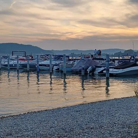 Ferienunterkünfte Schüle